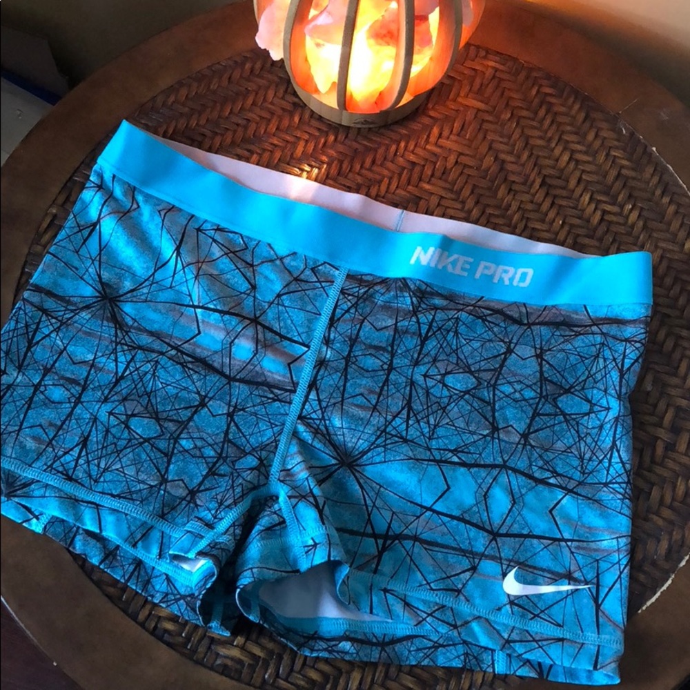 PRINTED NIKE SPANDEX SHORTS